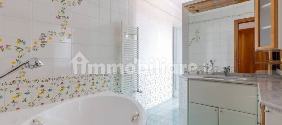 3 bedrooms Villa in Argelato, Italy No. 340720 24