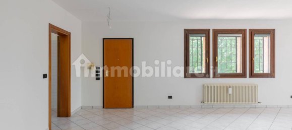 3 bedrooms Villa in Argelato, Italy No. 340720 10
