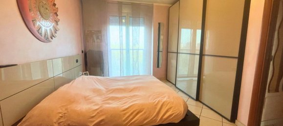 3غرفة شقة في Sesto San Giovanni, Italy رقم 5470 10