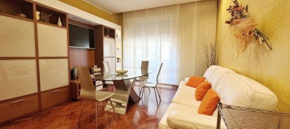 3 bedrooms Apartment in Florence, Italy No. 265821 3