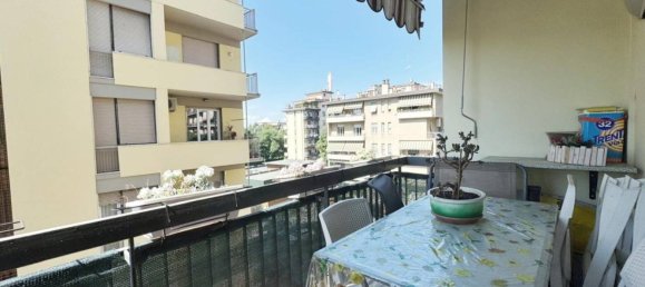 3 bedrooms Apartment in Florence, Italy No. 265821 21