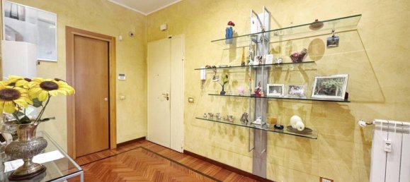 3 bedrooms Apartment in Florence, Italy No. 265821 9