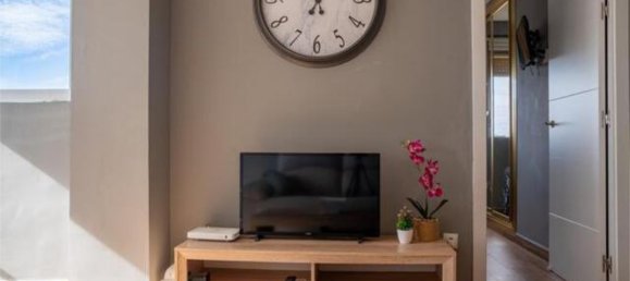 2 bedrooms Apartment in Benidorm, Spain No. 191443 3