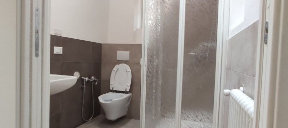 12 rooms House in Parma, Italy No. 38454 17