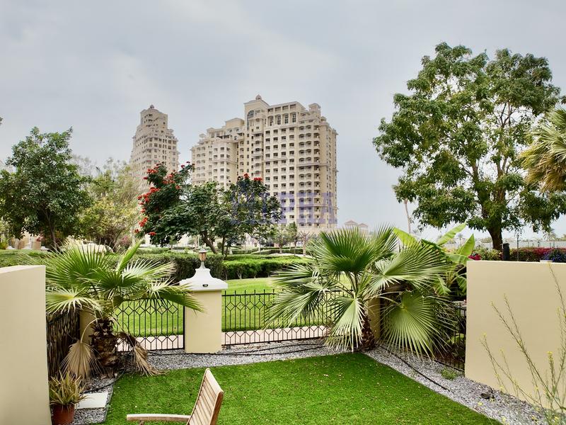 2 bedrooms Townhouse in Al Hamra Village, UAE No. 67938