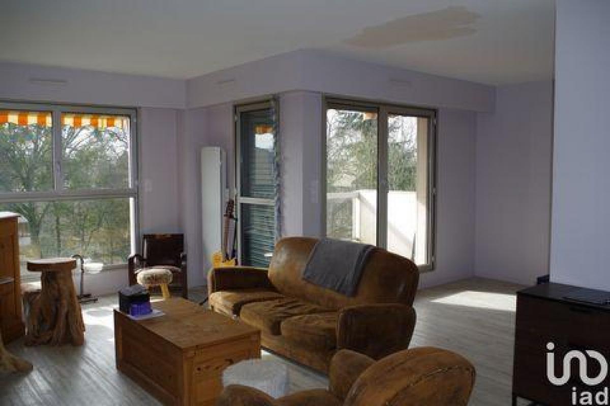 Студия в кондо  в Фонтенбло, Франция № 23829