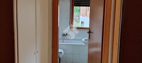 3 rooms Apartment in Olevano Romano, Italy No. 82883 6