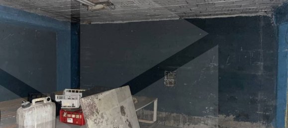 35m² Warehouse in Milan, Italy No. 242072 9