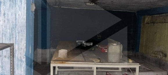 35m² Warehouse in Milan, Italy No. 242072 7