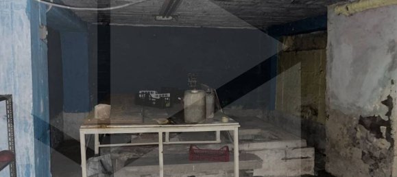 35m² Warehouse in Milan, Italy No. 242072 6