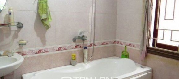 4 Schlafzimmer Haus in Ba Dinh, Vietnam, Nr. 1949 6