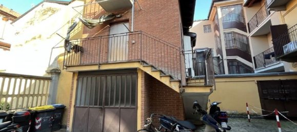 3 bedrooms Apartment in Alessandria, Italy No. 371878 3