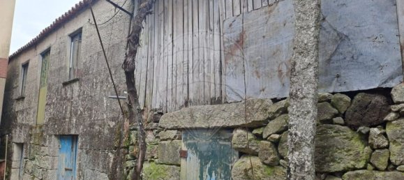 2 bedrooms House in Arcos de Valdevez, Portugal No. 28615 3