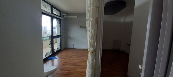 65m² Commercial property in Città della Pieve, Italy No. 379739 4