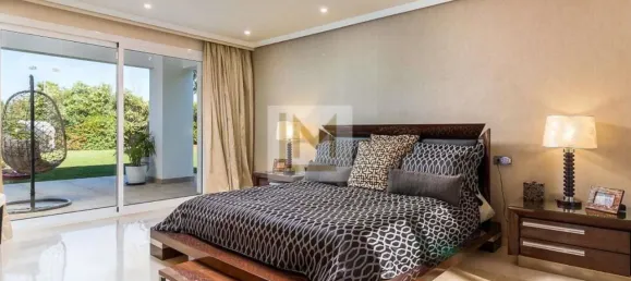 5 bedrooms Villa in Estepona, Spain No. 108986 18