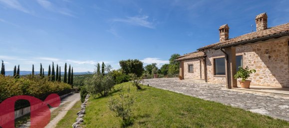 Villa T4 em Massa Martana, Italy N.º 358185 13