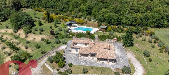 Villa T4 em Massa Martana, Italy N.º 358185 6