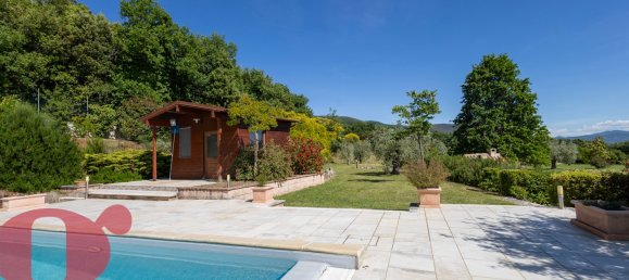 Villa T4 em Massa Martana, Italy N.º 358185 22
