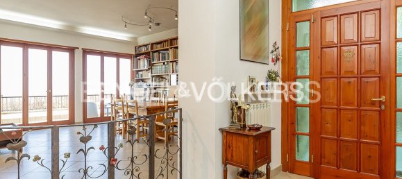 6 bedrooms Villa in Monte Porzio Catone, Italy No. 105283 6