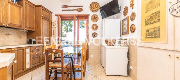 6 bedrooms Villa in Monte Porzio Catone, Italy No. 105283 16