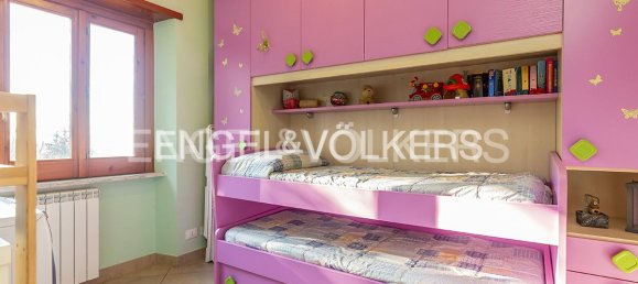 6 bedrooms Villa in Monte Porzio Catone, Italy No. 105283 18