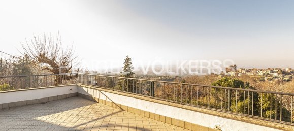 6 bedrooms Villa in Monte Porzio Catone, Italy No. 105283 36