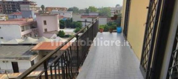Apartamento T2 em Marano di Napoli, Italy N.º 250775 5