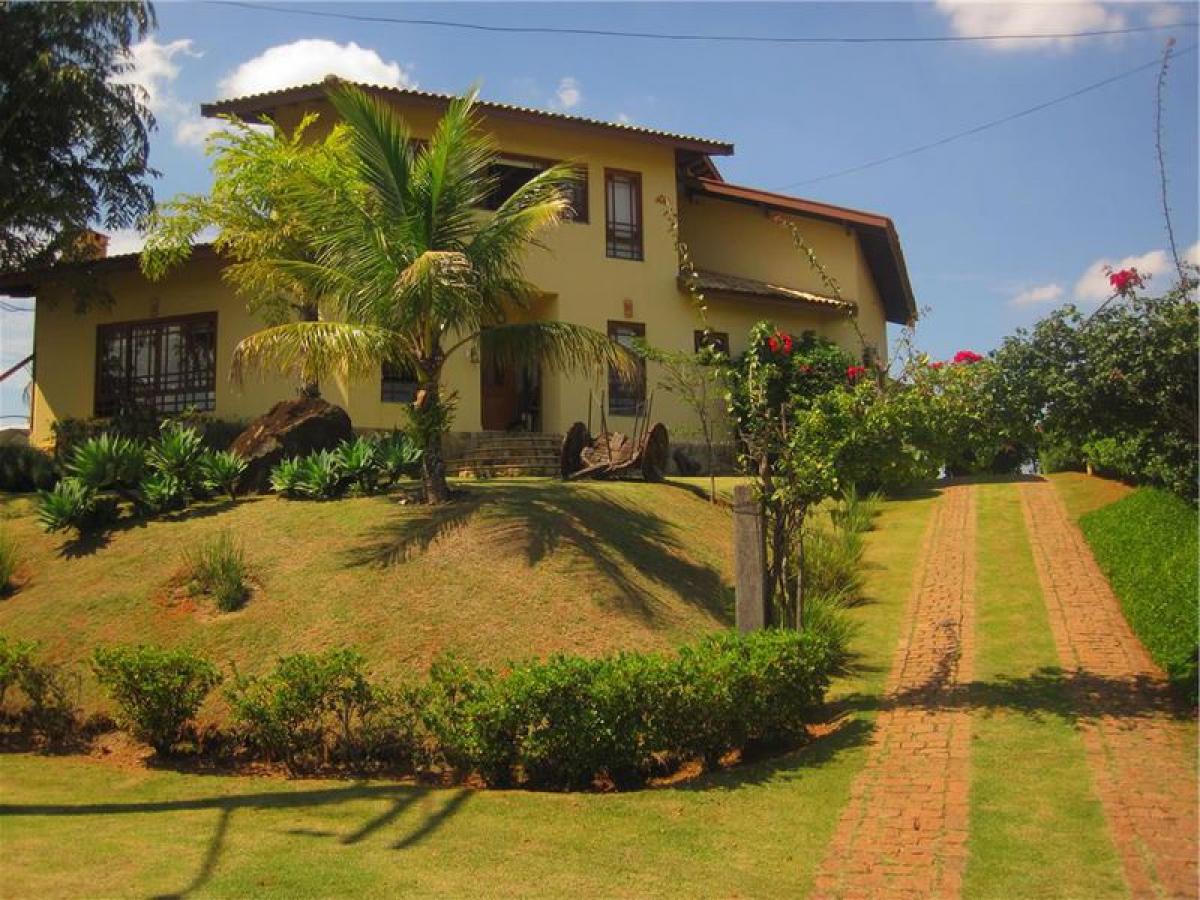 4 bedrooms House in Sao Paulo, Brazil No. 587304