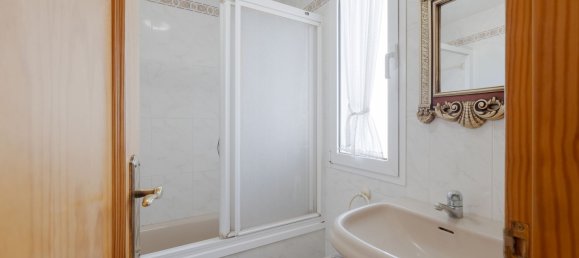 4 bedrooms Apartment in Estepona, Spain No. 143242 27