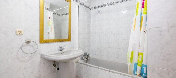 4 bedrooms Apartment in Estepona, Spain No. 143242 20