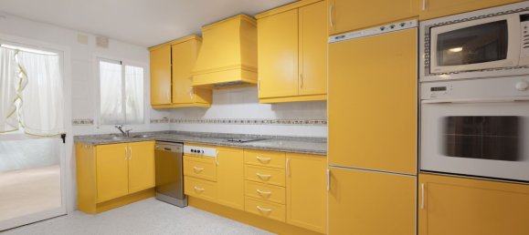 4 bedrooms Apartment in Estepona, Spain No. 143242 12