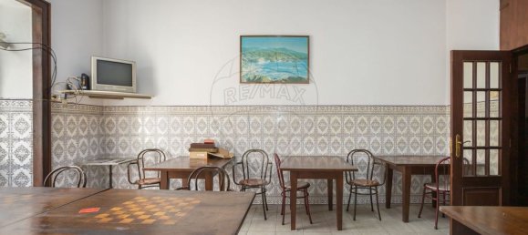 328m² Office in Setubal, Portugal No. 92710 17