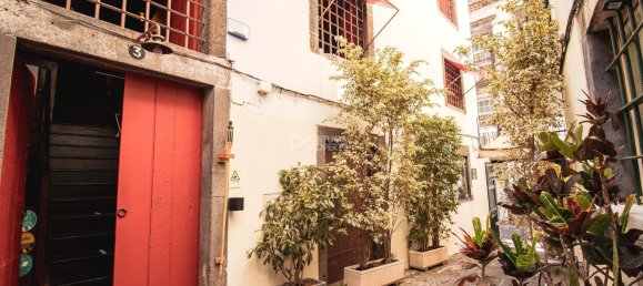 400m² Building in Funchal, Portugal No. 140726 6