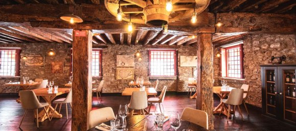 400m² Building in Funchal, Portugal No. 140726 11