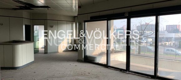 67-Zimmer Büro in Paderno Dugnano, Italy, Nr. 134580 2