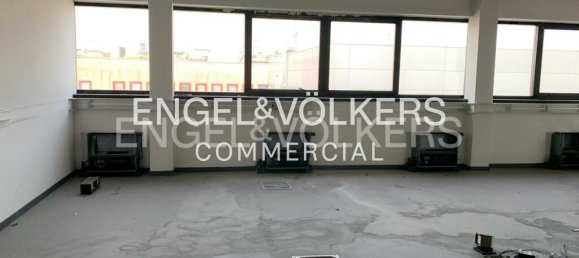 67-Zimmer Büro in Paderno Dugnano, Italy, Nr. 134580 8