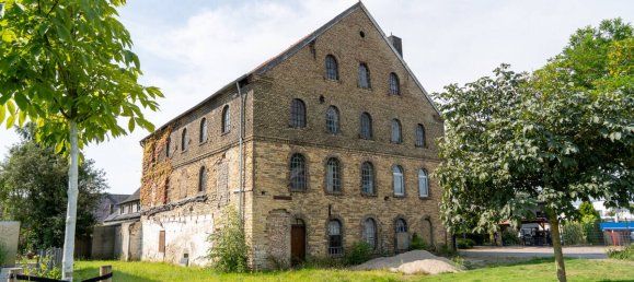 Здание с 5 комнатами в Штайнфурт, Германия № 363645 17