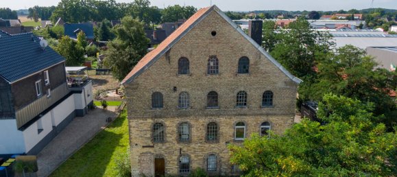 Здание с 5 комнатами в Штайнфурт, Германия № 363645 4