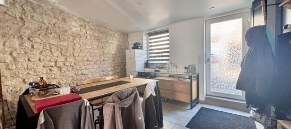 2 Schlafzimmer Haus in Le Petit-Quevilly, France, Nr. 309892 3