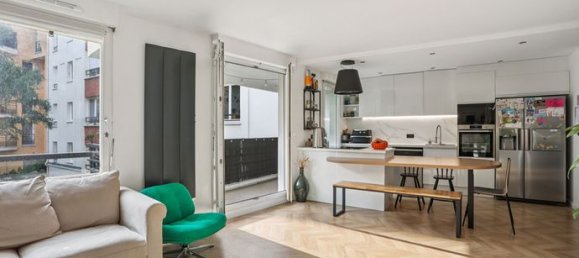 3 bedrooms Apartment in Les Lilas, France No. 356416 2