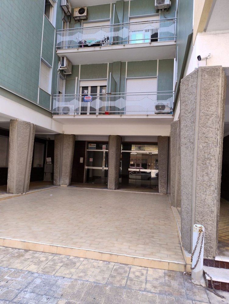 Квартира с 5 комнатами в Барчеллона Поццо ди Готто, Италия № 285957