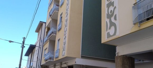 Квартира с 5 комнатами в Барчеллона Поццо ди Готто, Италия № 285957 8