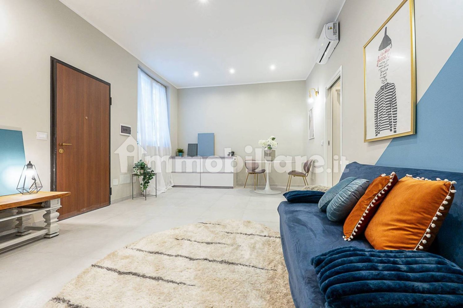 1 bedroom Apartment in Turin, Italy No. 323972