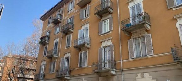 1 bedroom Apartment in Turin, Italy No. 323972 10
