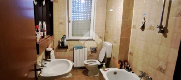 3 bedrooms Apartment in Modena, Italy No. 85795 14