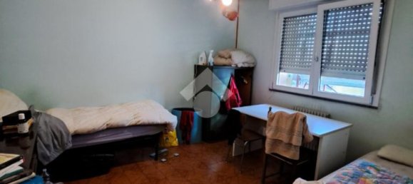 3 bedrooms Apartment in Modena, Italy No. 85795 4