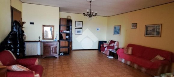 3 bedrooms Apartment in Modena, Italy No. 85795 13