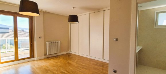 Casa de 4 dormitorios en Comunidad Foral de Navarra, Spain No. 170764 23