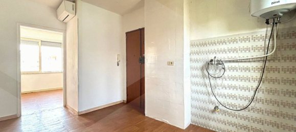 Propiedad comercial de 3 habitaciónes en Matera, Italy No. 28545 7