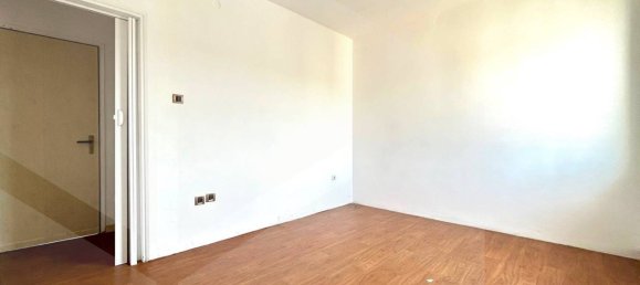 Propiedad comercial de 3 habitaciónes en Matera, Italy No. 28545 12